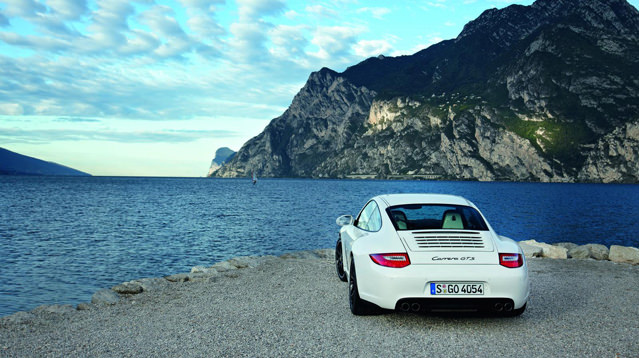 Porsche 911 GTS