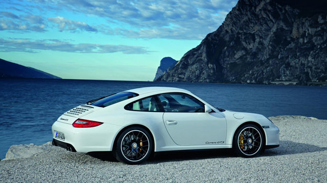 Porsche 911 GTS