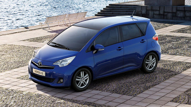 Toyota Vers S