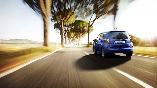 Toyota Vers S