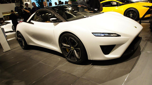 Lotus'un Paris'te tanıttığı modeller