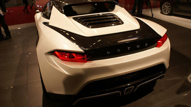 Lotus'un Paris'te tanıttığı modeller