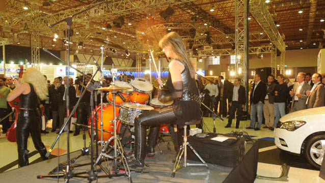 Autoshow'un en güzel kızları