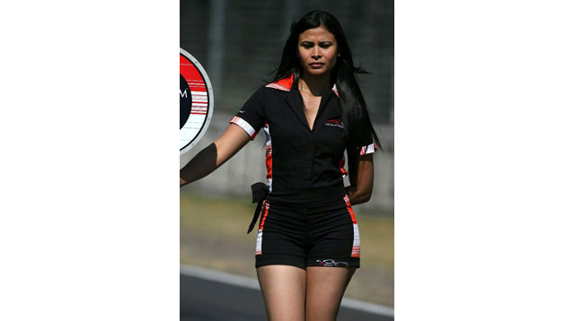 A1 GP'nin güzelleri