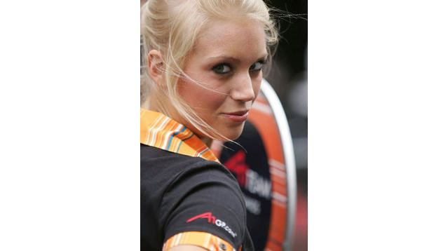 A1 GP'nin güzelleri