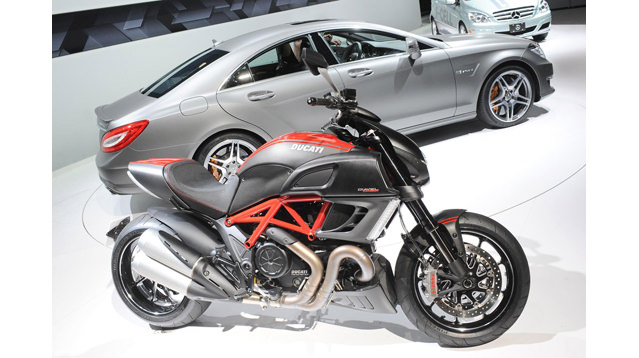 Los Angeles Otomobil Fuarı 2010