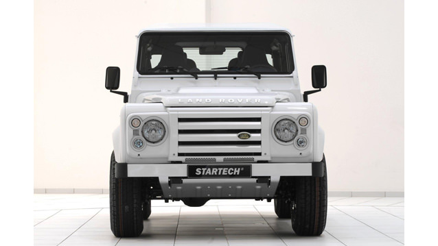 STARTECH Land Rover Defender 90 Yachting Edition