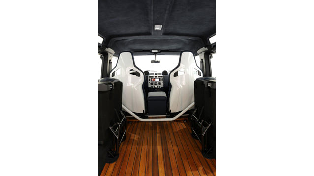 STARTECH Land Rover Defender 90 Yachting Edition