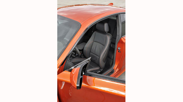 BMW 1 Serisi M Coupe