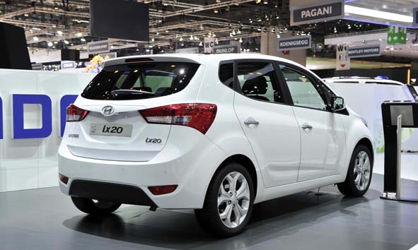 2011 Cenevre Otomobil Fuarı