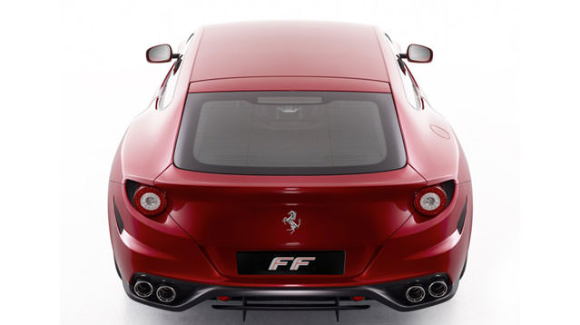 Yeni 4x4 Ferrari FF Detayları