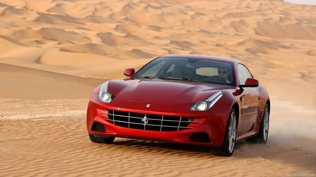 Yeni 4x4 Ferrari FF Detayları