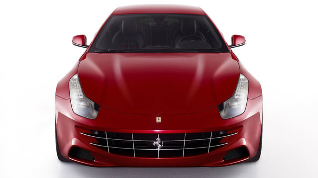 Yeni 4x4 Ferrari FF Detayları