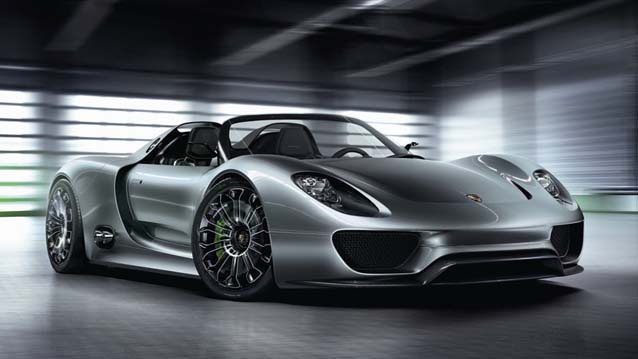 918 Spyder ve 911 Turbo S