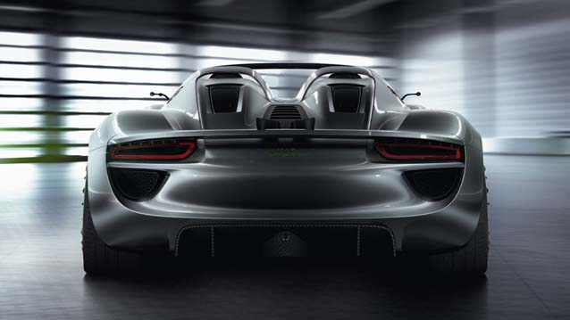 918 Spyder ve 911 Turbo S