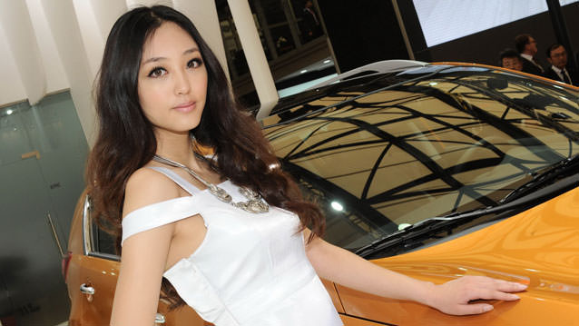 Şanghay Otomobil Fuarı'nın Güzelleri