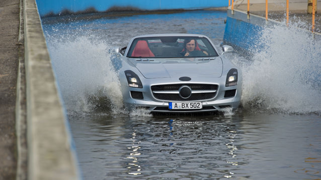 Mercedes-Benz SLS AMG Roadster