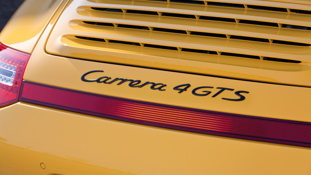 Porsche 911 4 GTS
