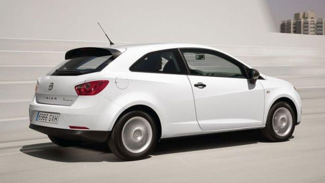 A ve B Segmenti Az Yakan Otomobiller