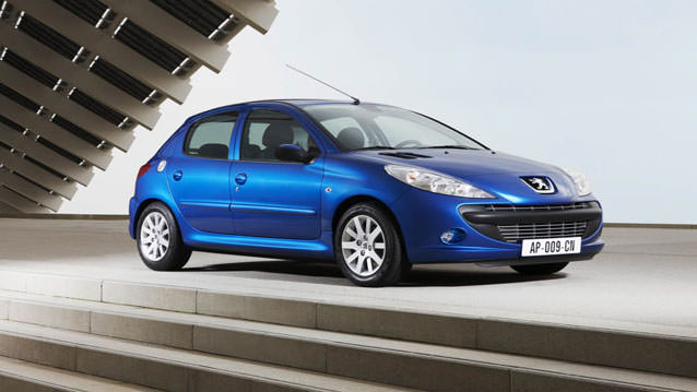 Bedelli Fiyatına Sıfır Otomobiller