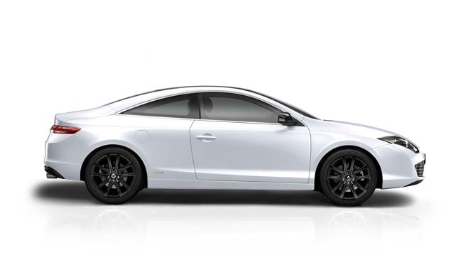 Laguna Coupe'ye 2012 Dokunuşu