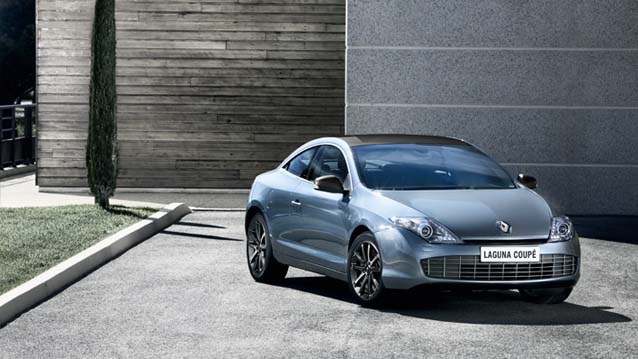 Laguna Coupe'ye 2012 Dokunuşu