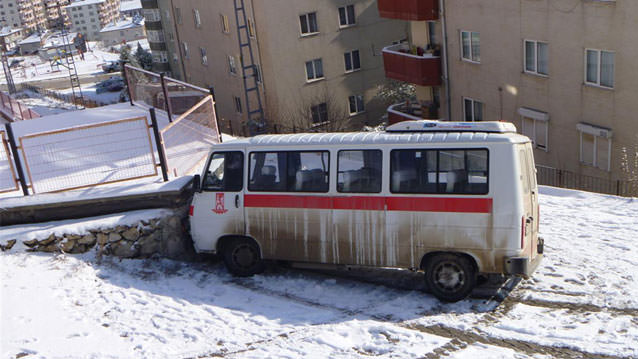 Karlı Yolda Otomobil Kullanma Teknikleri