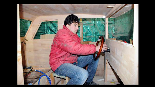 Karadenizli Tahtadan Otomobil Yaptı