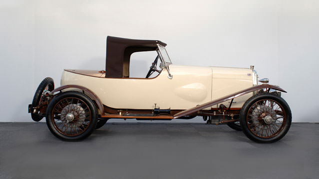 Aston Martin'in Klasik Modelleri