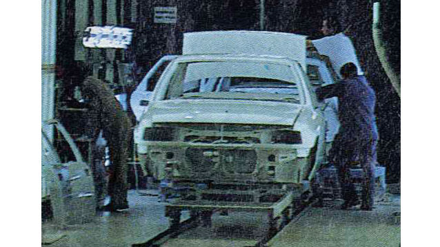 1992 Opel Vectra'nın İzmir Torbalı fabrikasında üretim incelemesi