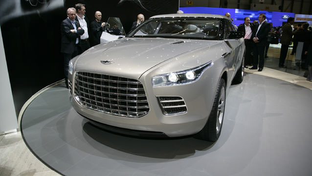 Hızlı ve Prestijli Lord Aston Martin 100 Yaşında