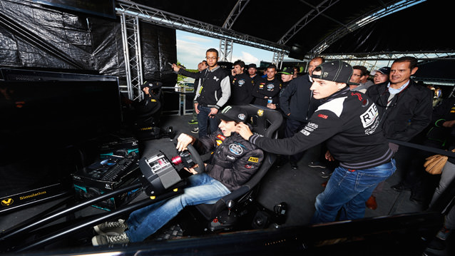 Canavar Gibi Yarış