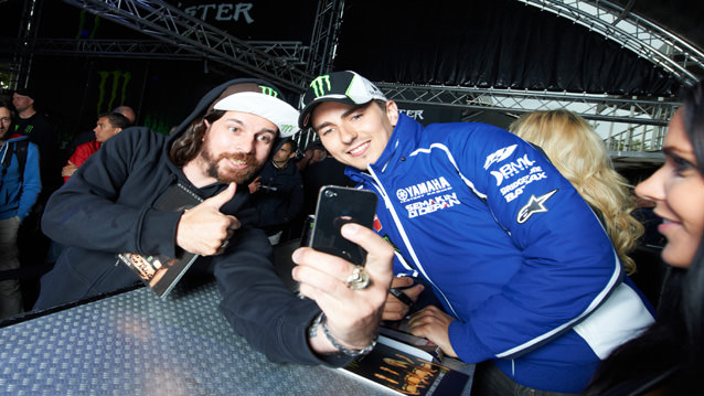 Canavar Gibi Yarış