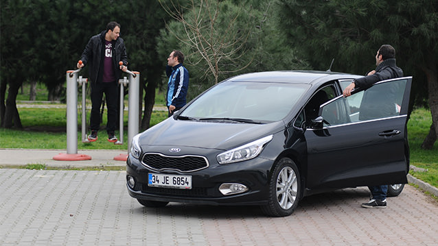 Kia cee'd HB 1.6 GDi DCT