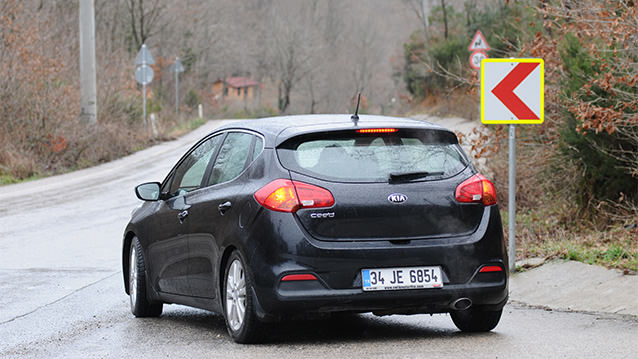 Kia cee'd HB 1.6 GDi DCT