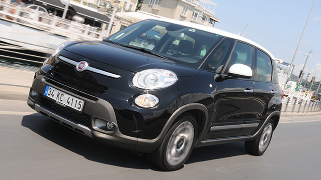 Fiat 500L 1.3 Multijet II Dualogic Rockstar
