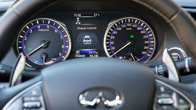 Infiniti Q50 3.5 V6 Hybrid