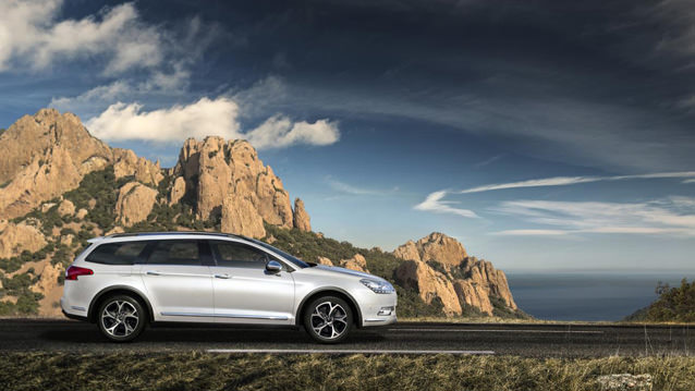 Citroen C5 CrossTourer Cenevre'de sahne alacak