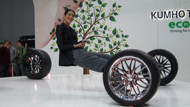 Birbirinden Tuhaflar