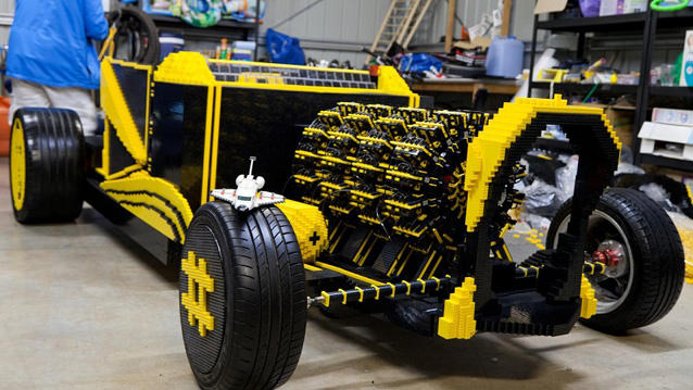 Birbirinden Tuhaflar