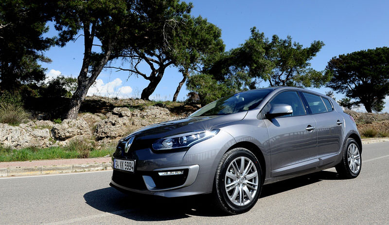 Makyajlı Megane CVT İle Geldi