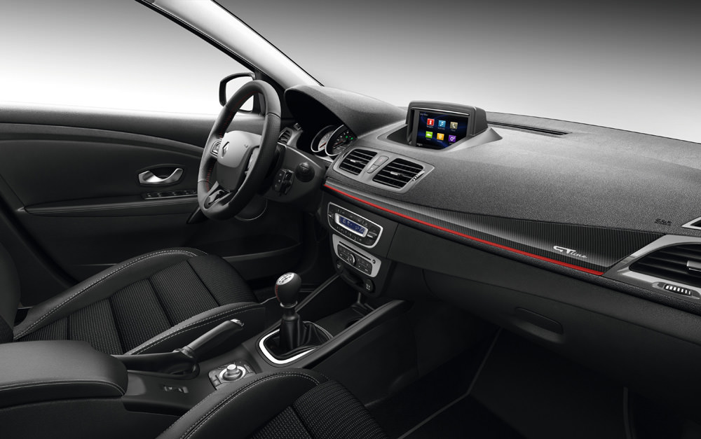 Makyajlı Megane CVT İle Geldi
