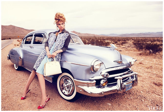 Klasik Otomobillerle Objektif Karşısına Geçtiler