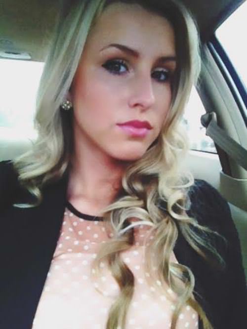 Otomobil Kullanırken Selfie Modası