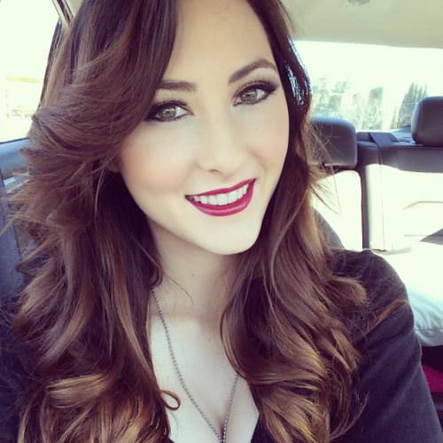 Otomobil Kullanırken Selfie Modası