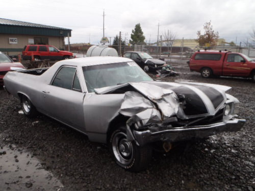 Klasik Otomobillerin Akıl Almaz Kazaları