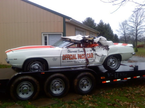 Klasik Otomobillerin Akıl Almaz Kazaları