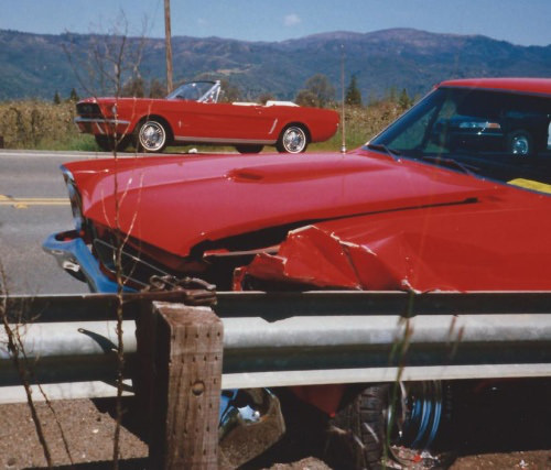 Klasik Otomobillerin Akıl Almaz Kazaları
