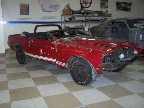 Klasik Otomobillerin Akıl Almaz Kazaları