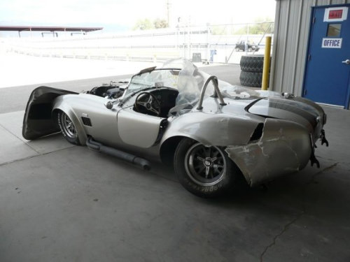 Klasik Otomobillerin Akıl Almaz Kazaları